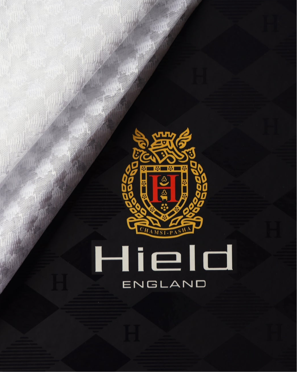 هيلد ستايل أبيض